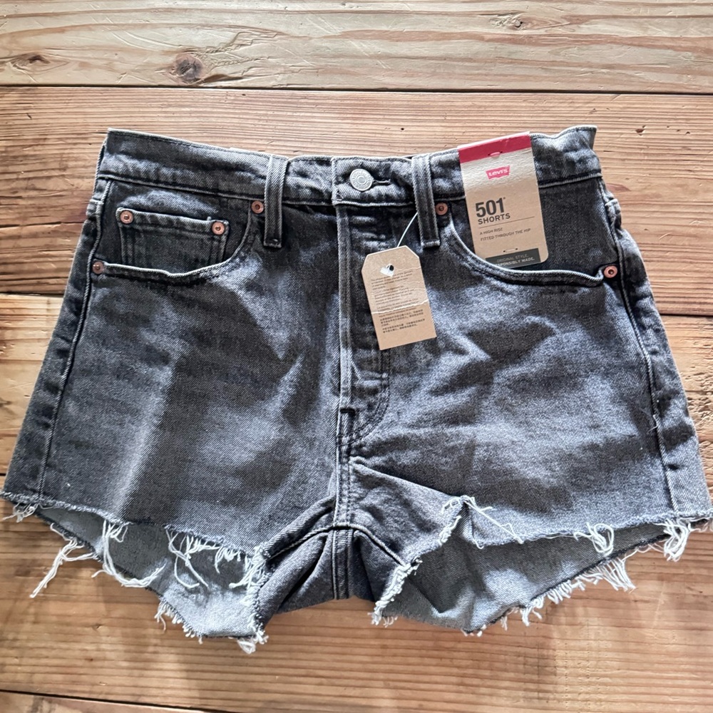 NWT Levi’s 501 High Rise Shorts